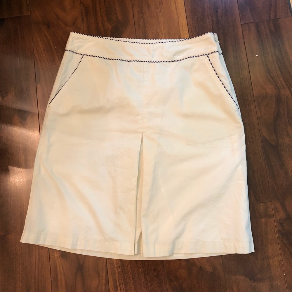 L.L. Bean skirt cream color size 8